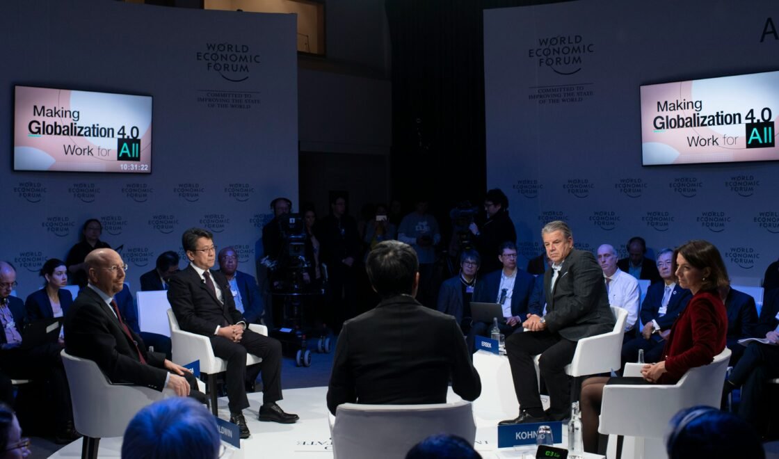 How to Build Authority That Makes Clients Come to You